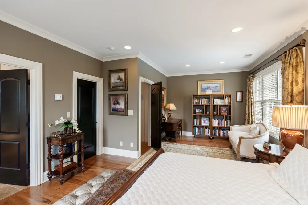 3300 Bridle Path Ct Thompsons Station, TN 37179