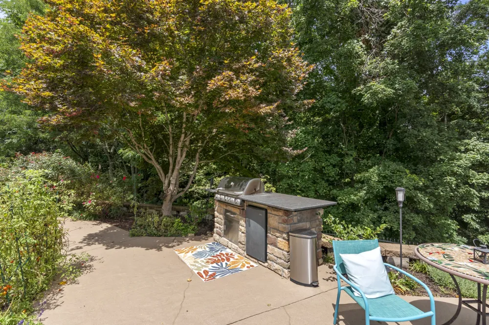 3300 Bridle Path Ct Thompsons Station, TN 37179