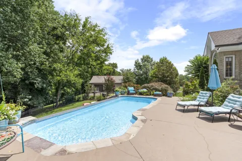3300 Bridle Path Ct