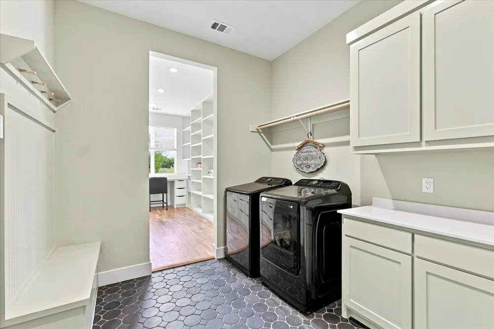 1020 Hartson Way Midlothian, TX 76065