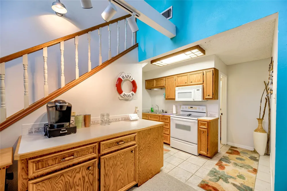 278 Shelter Cove Drive Livingston, TX 77351