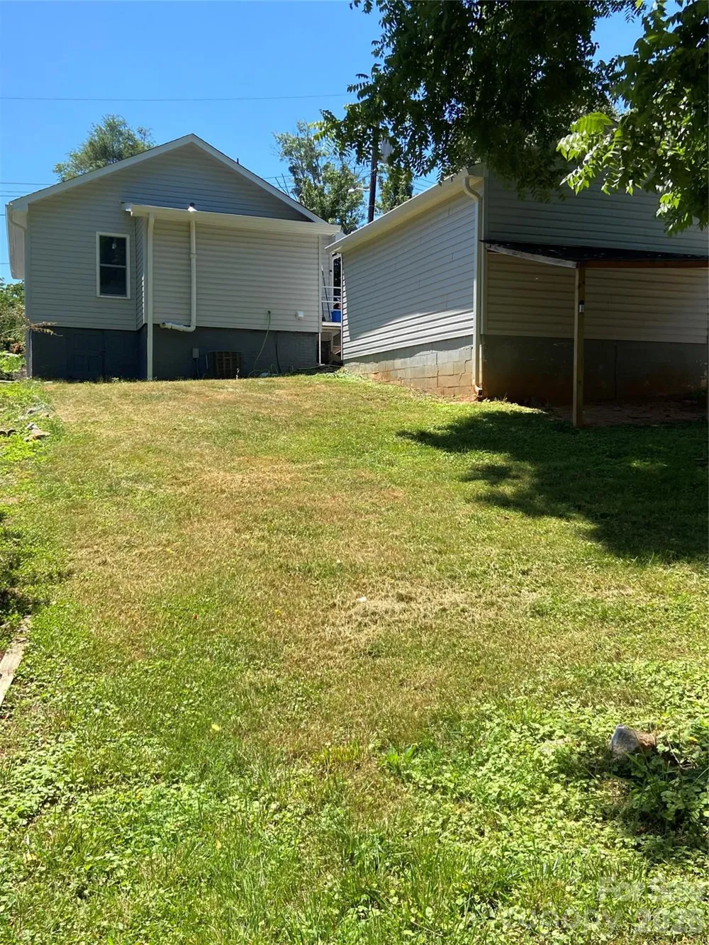 604 Peden Street North Wilkesboro, NC 28659
