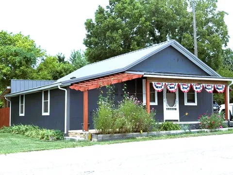 23543 Old Highway 65