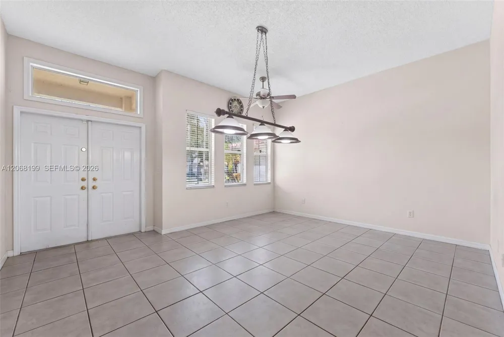 13976 S Cypress Cove Cir Davie, FL 33325
