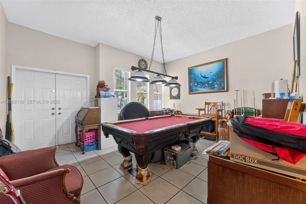 13976 S Cypress Cove Cir Davie, FL 33325