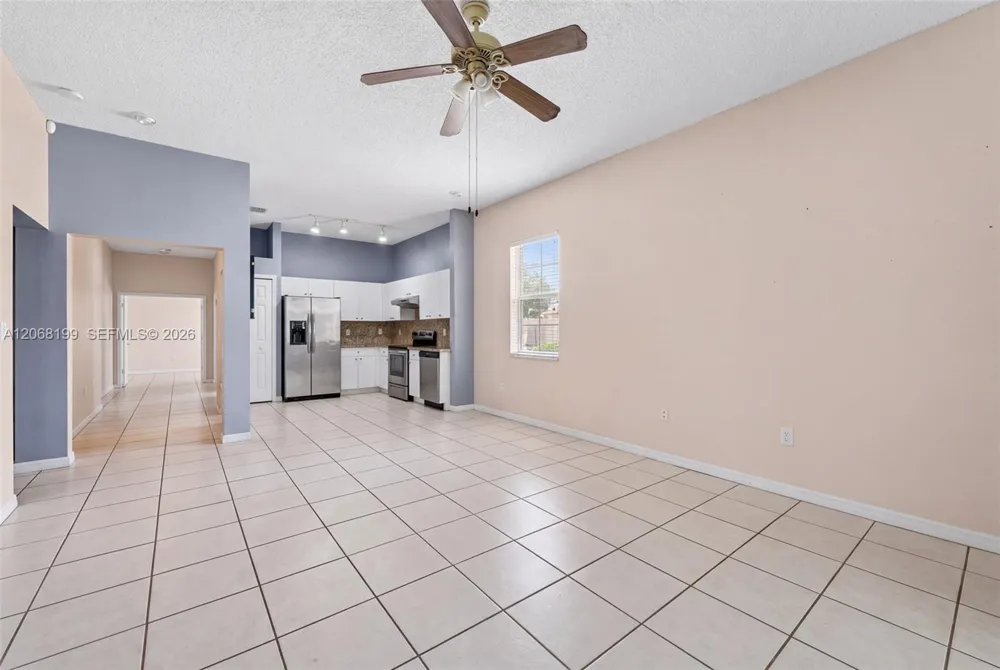 13976 S Cypress Cove Cir Davie, FL 33325