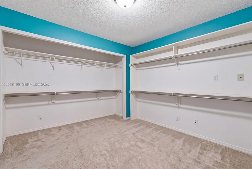 13976 S Cypress Cove Cir Davie, FL 33325