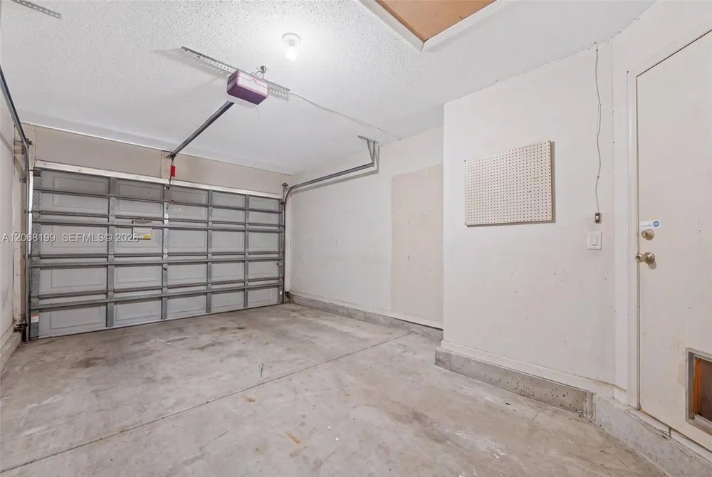13976 S Cypress Cove Cir Davie, FL 33325