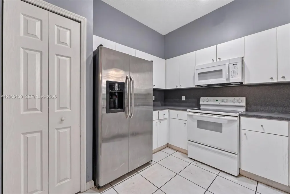 13976 S Cypress Cove Cir Davie, FL 33325