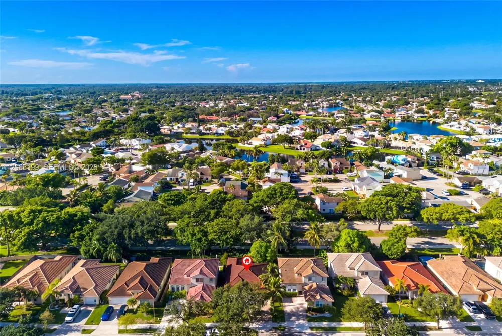13976 S Cypress Cove Cir Davie, FL 33325
