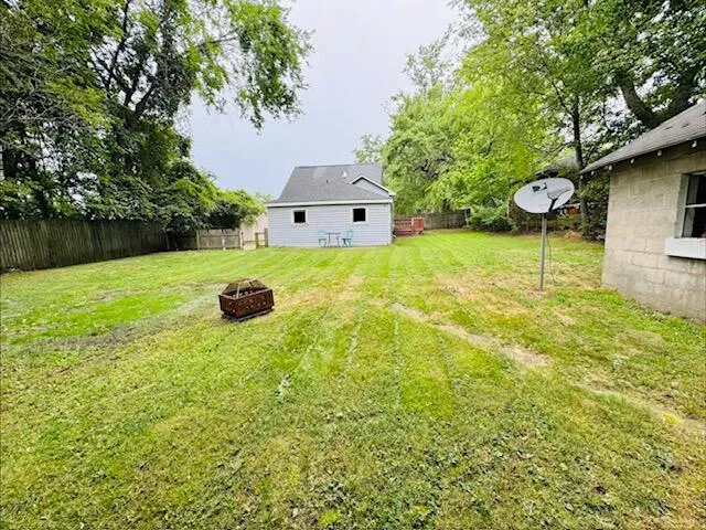8 Richmond Avenue Battle Creek, MI 49014