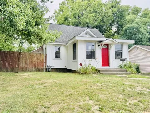 8 Richmond Avenue