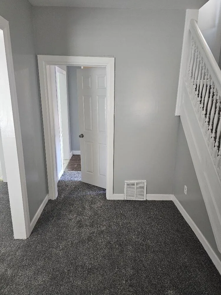 7733 E Forest Avenue Detroit, MI 48214
