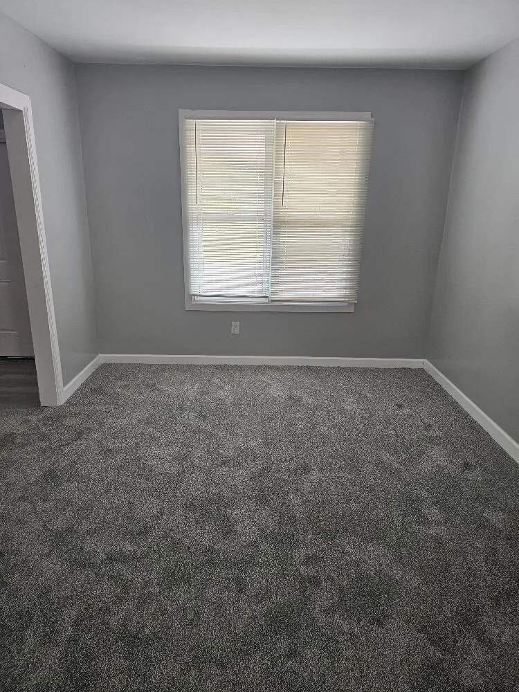 7733 E Forest Avenue Detroit, MI 48214