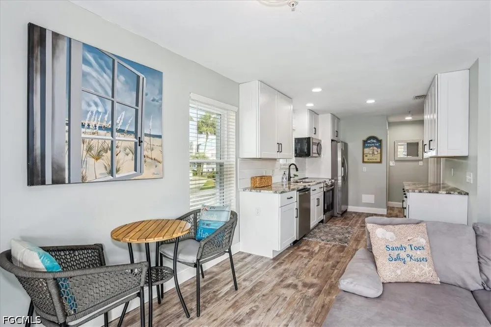 Sunset Harbor Drive #414 Navarre, FL 32566