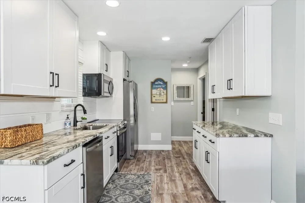 Sunset Harbor Drive #414 Navarre, FL 32566
