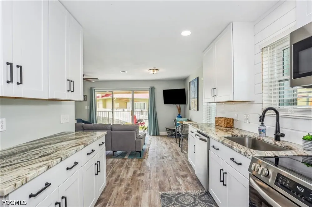 Sunset Harbor Drive #414 Navarre, FL 32566