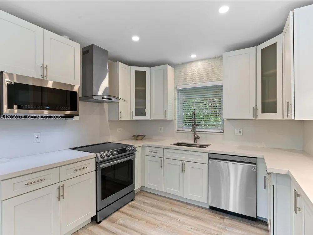 5406 S Le Jeune Rd Coral Gables, FL 33146