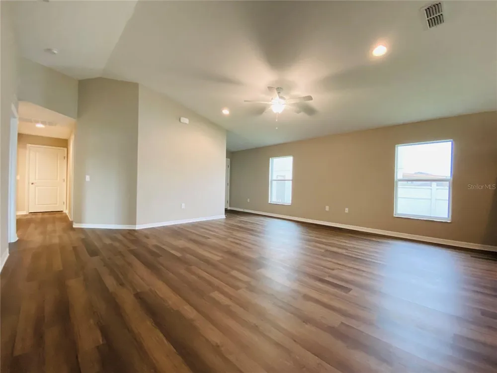 Address Not Shown Winter Haven, FL 33881