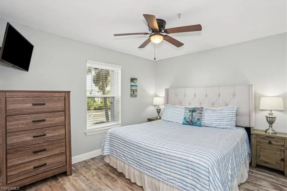 7476 Sunset Harbor Drive #414 Navarre, FL 32566