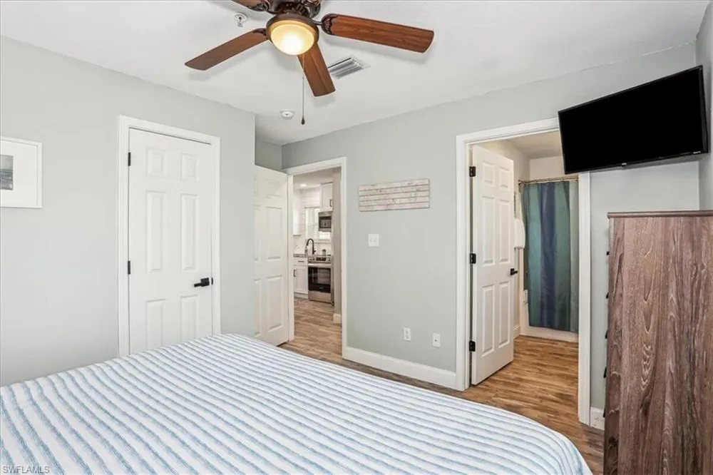 7476 Sunset Harbor Drive #414 Navarre, FL 32566