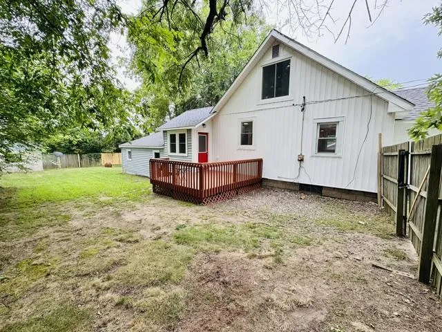 8 Richmond Avenue Emmett Charter Township, MI 49014