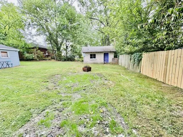 8 Richmond Avenue Emmett Charter Township, MI 49014