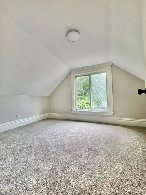 8 Richmond Avenue Emmett Charter Township, MI 49014