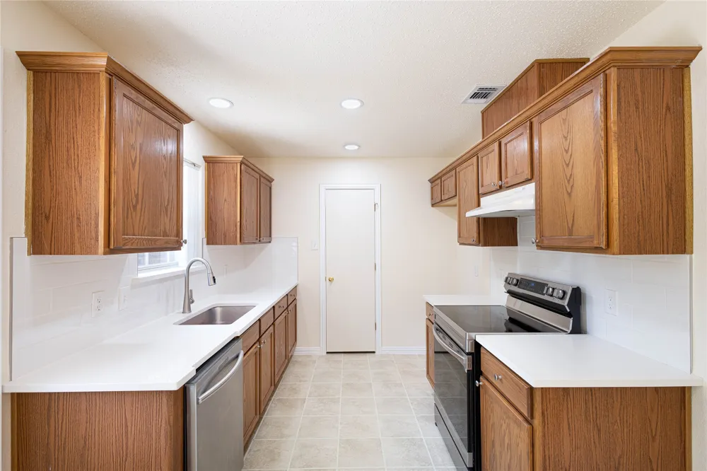 1304 W Mitchell Street Arlington, TX 76013