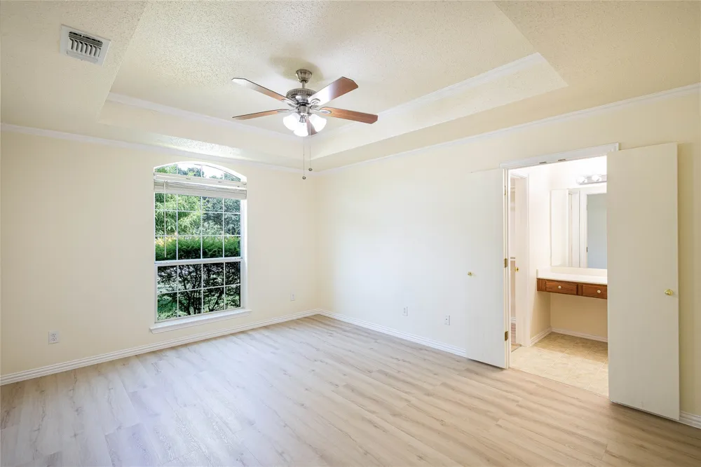 1304 W Mitchell Street Arlington, TX 76013