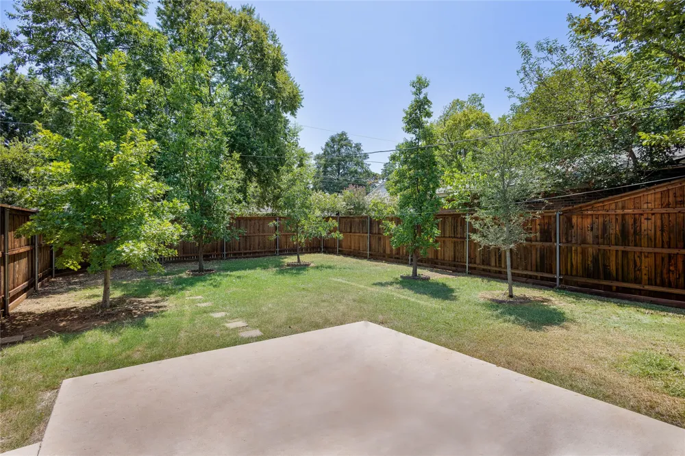 1304 W Mitchell Street Arlington, TX 76013