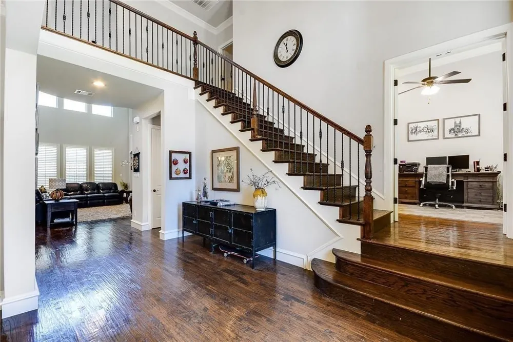 6209 Metz Street Plano, TX 75024