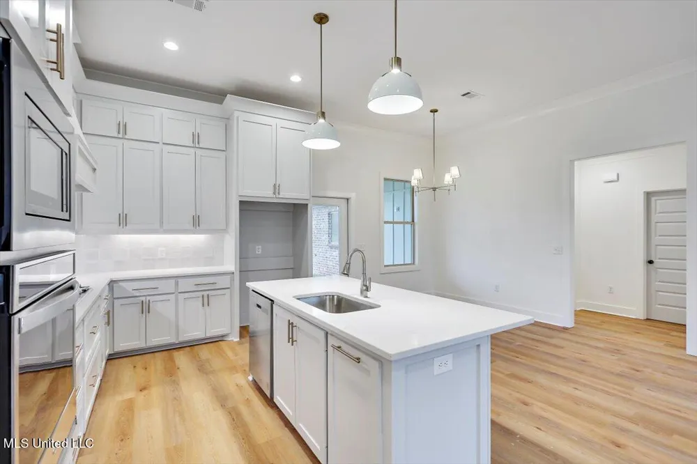 120 Willow Way Canton, MS 39046