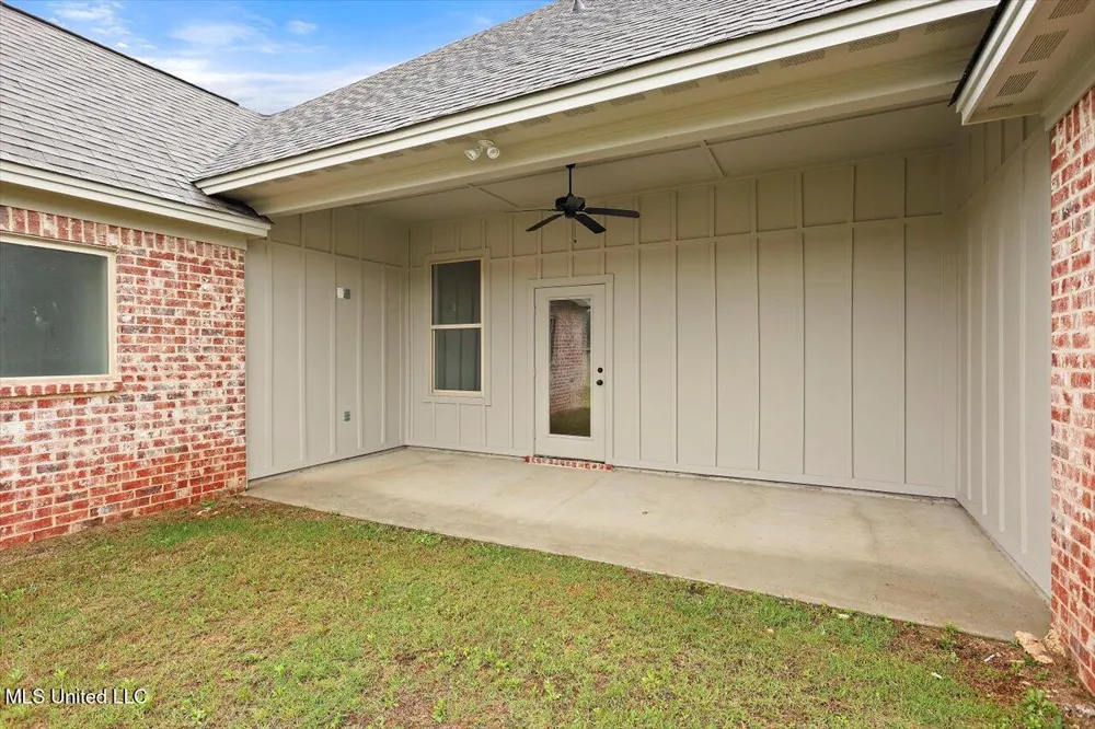 120 Willow Way Canton, MS 39046