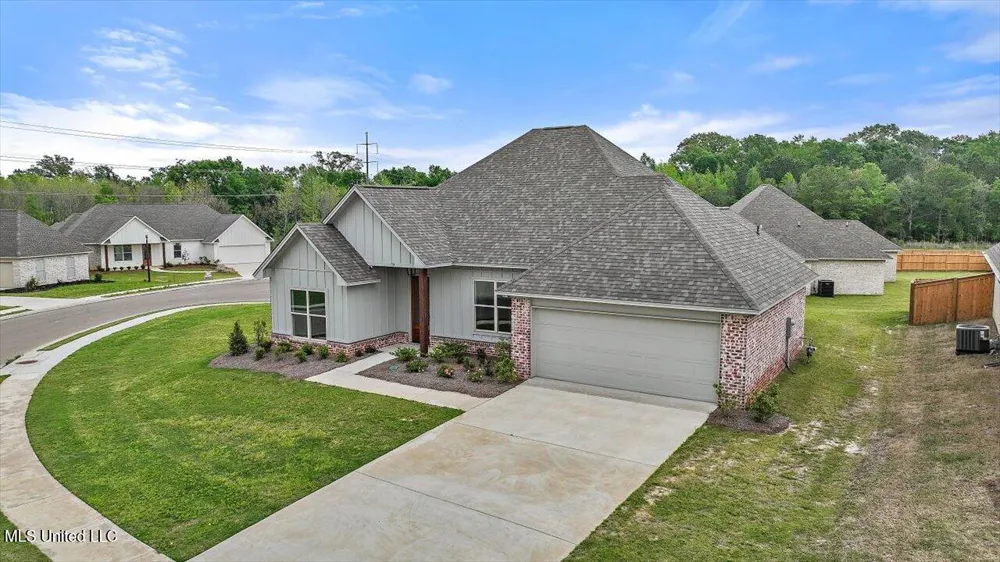 120 Willow Way Canton, MS 39046