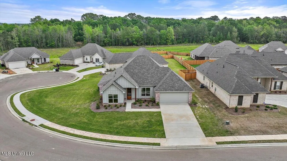 120 Willow Way Canton, MS 39046