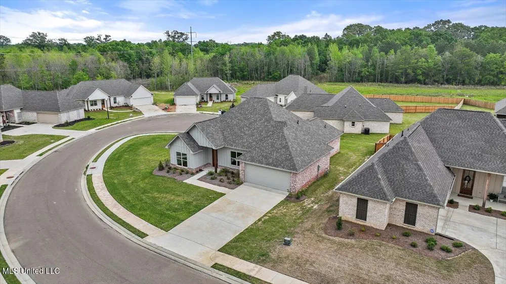 120 Willow Way Canton, MS 39046