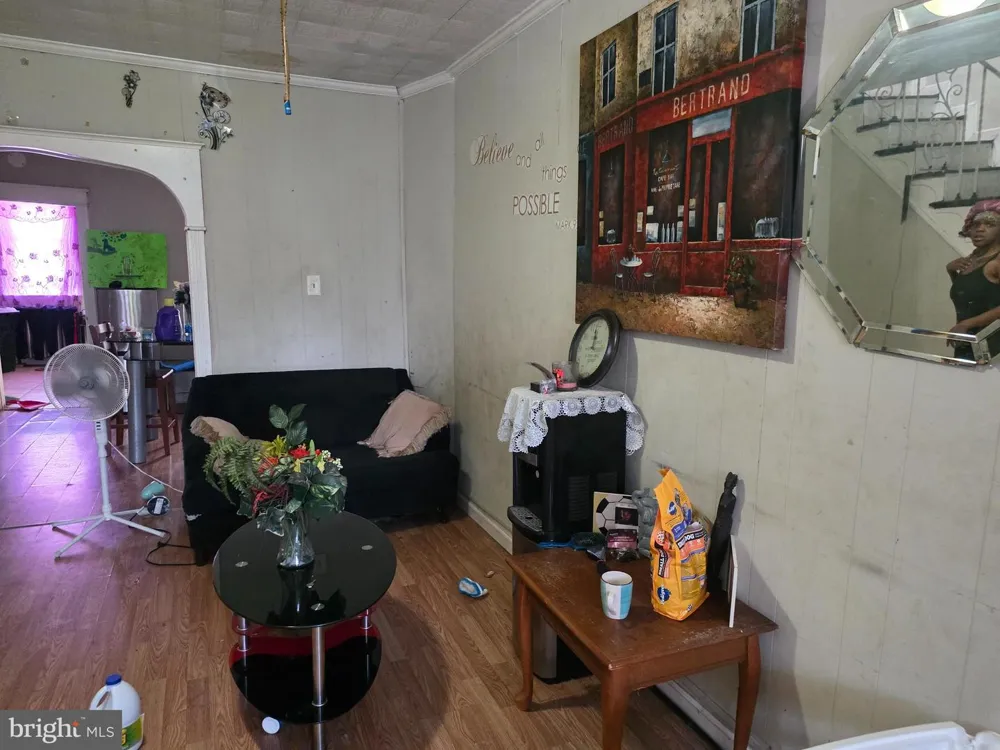 1319 W CHAMPLOST STREET Philadelphia, PA 19141