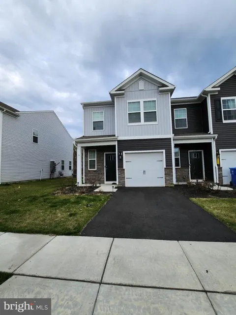 92 PEREGRINE WAY
