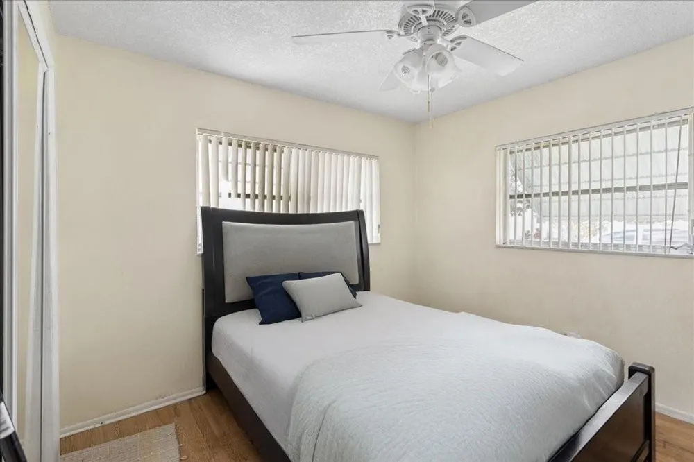 4290 NW 49th Terrace NW Lauderdale Lakes, FL 33319