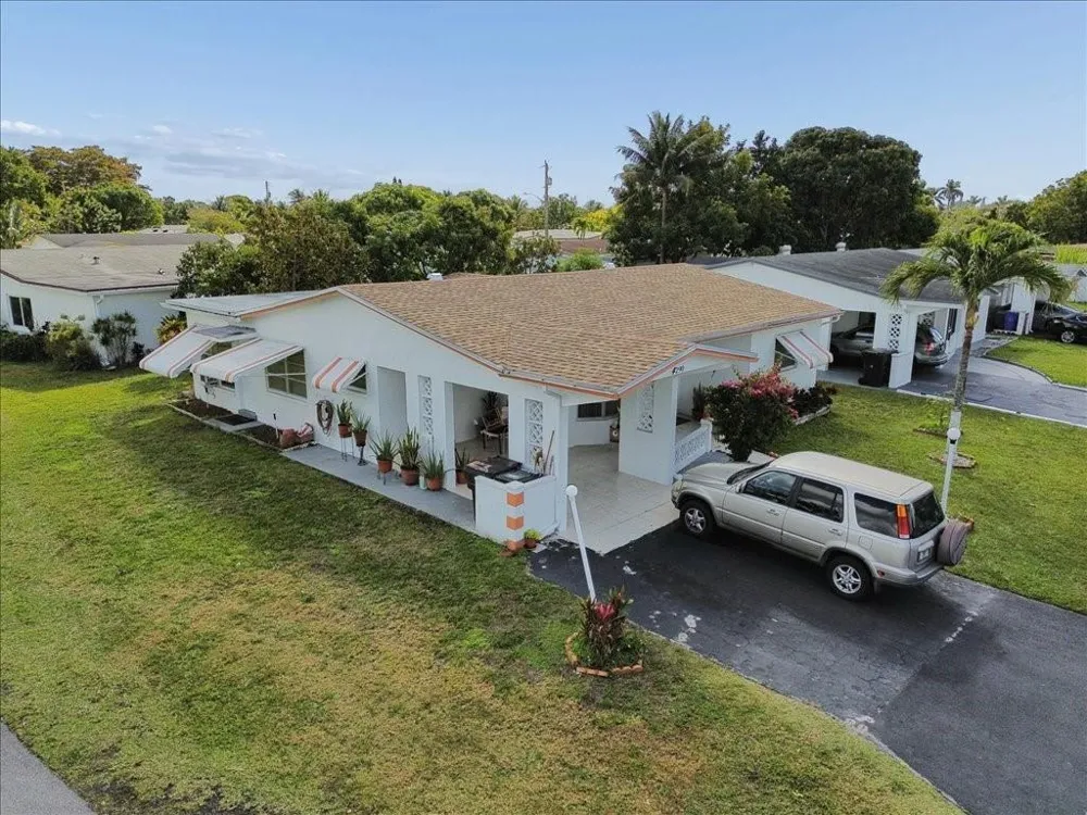 4290 NW 49th Terrace NW Lauderdale Lakes, FL 33319