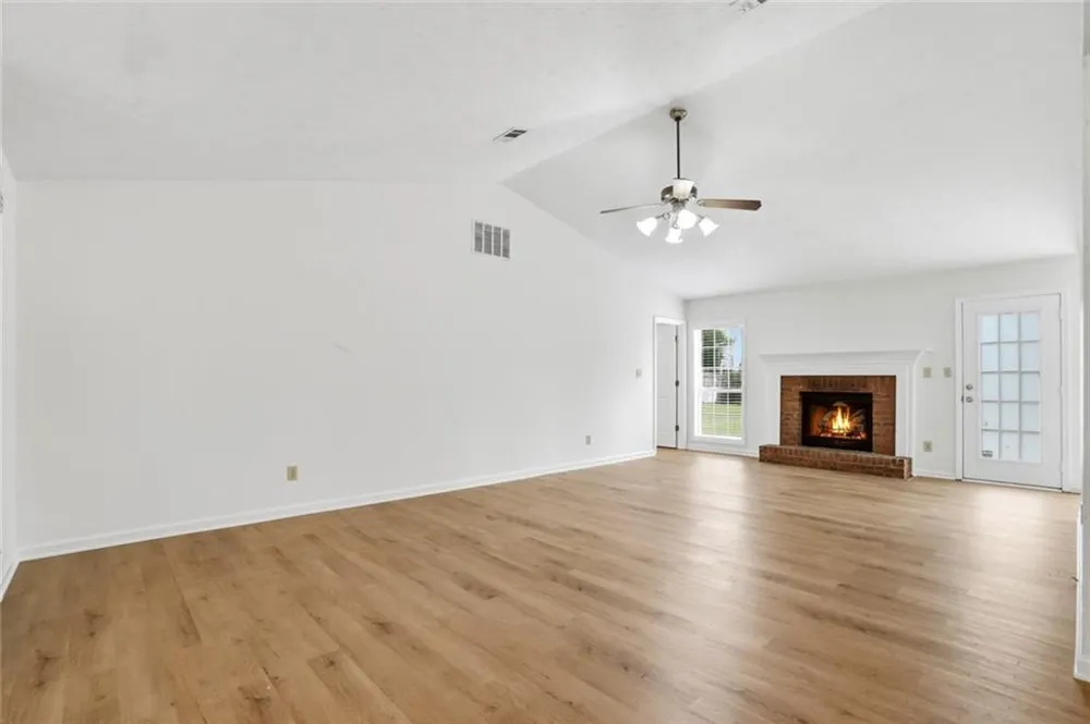 115 Knight Way Fayetteville, GA 30214