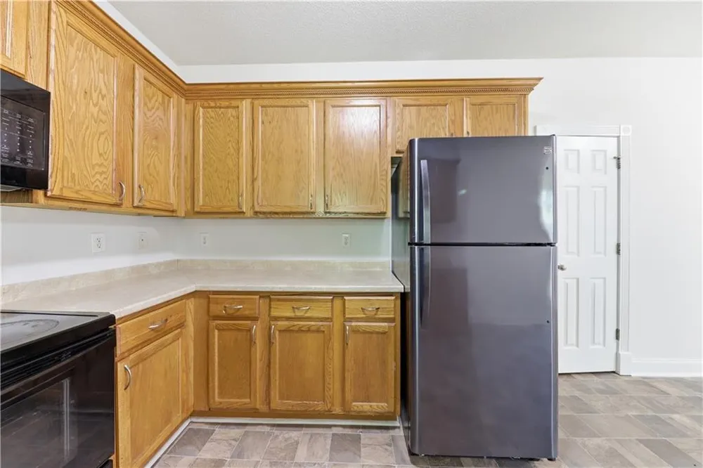 117 E Woodland Manor Temple, GA 30179