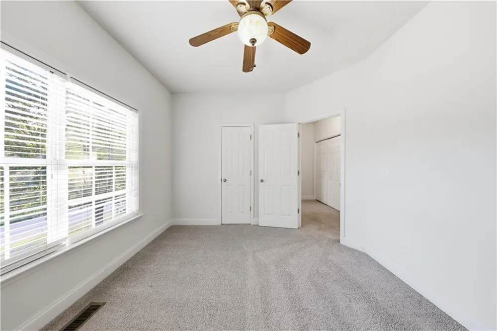 117 E Woodland Manor Temple, GA 30179