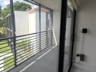 4040 Hills Drive #31 Hollywood, FL 33021