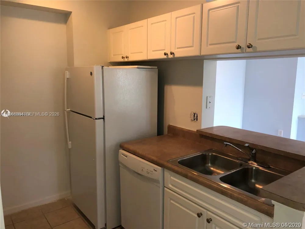 17125 Bay Rd #3601 Sunny Isles Beach, FL 33160