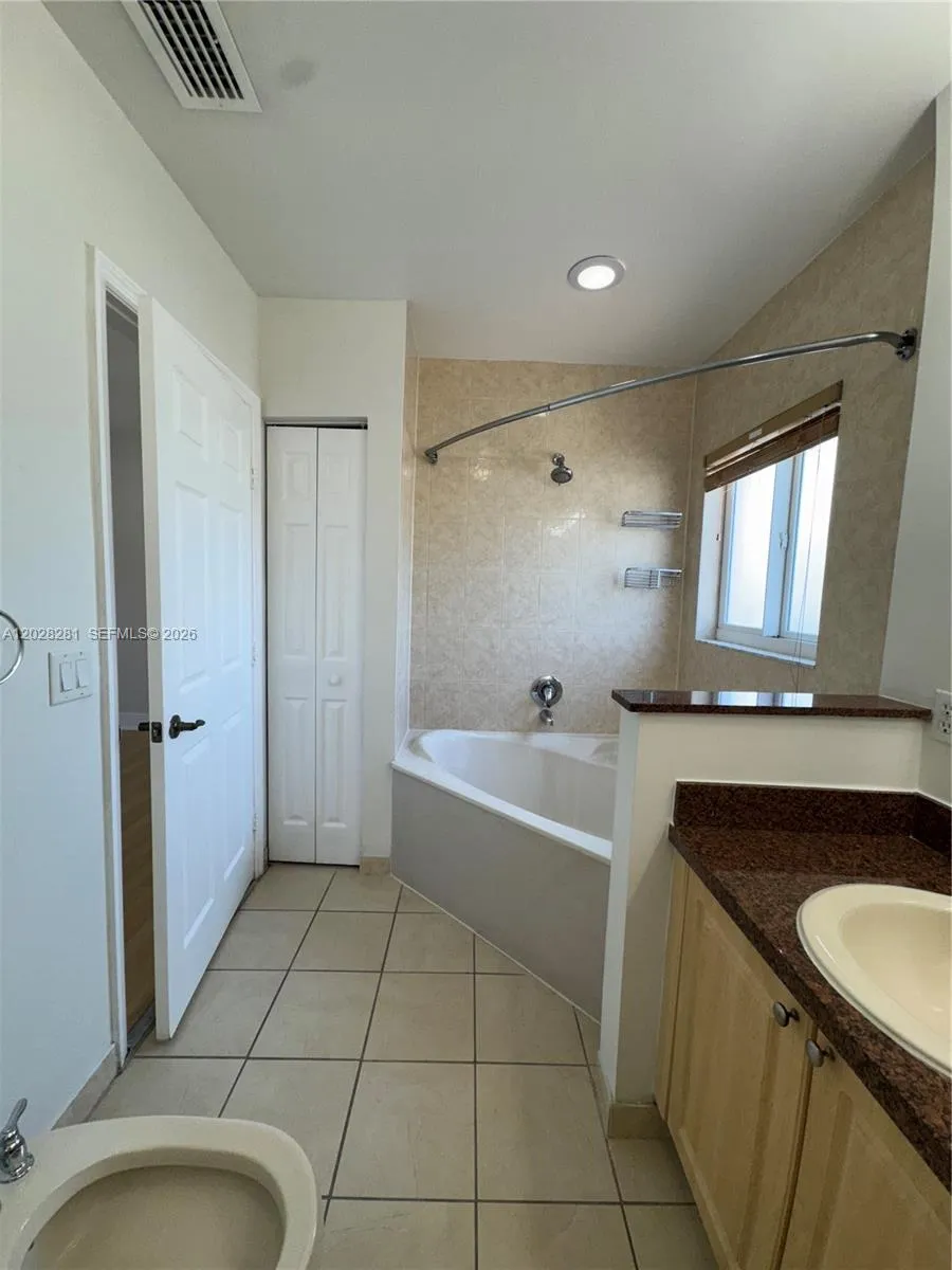 6004 SW 8th St #2 West Miami, FL 33144