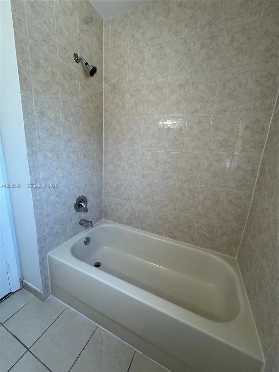 6004 SW 8th St #2 West Miami, FL 33144