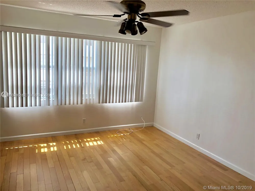 121 Golden Isles Dr #407 Hallandale Beach, FL 33009