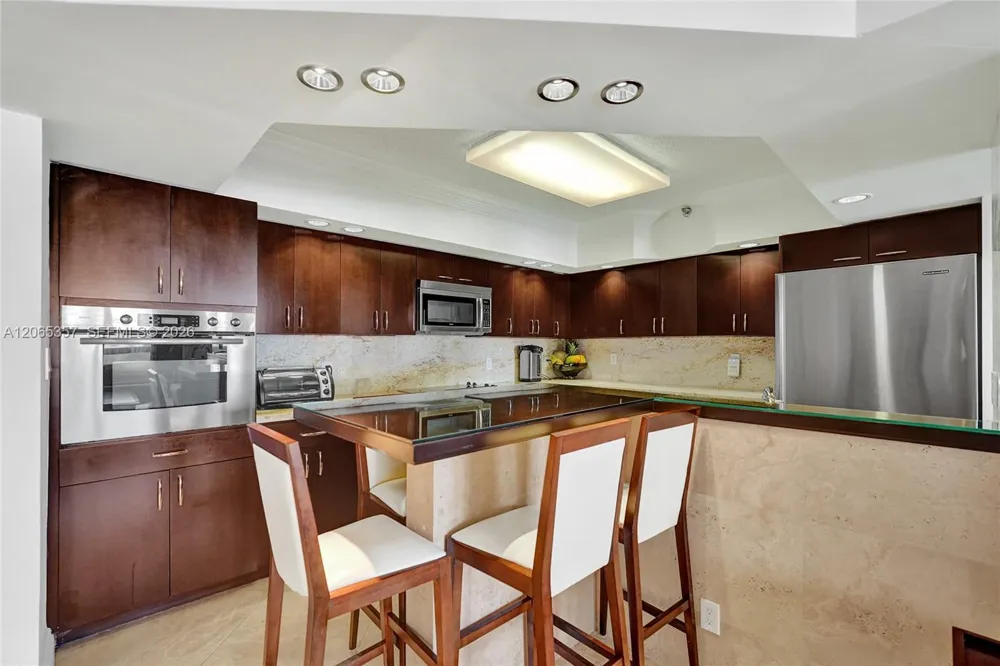 19667 Turnberry Way #12F Aventura, FL 33180